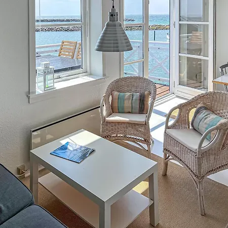 Beautiful In With House Sea View Apartman *